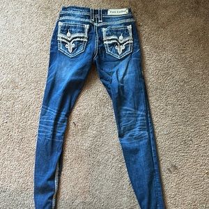 Rock revival janelle skinny